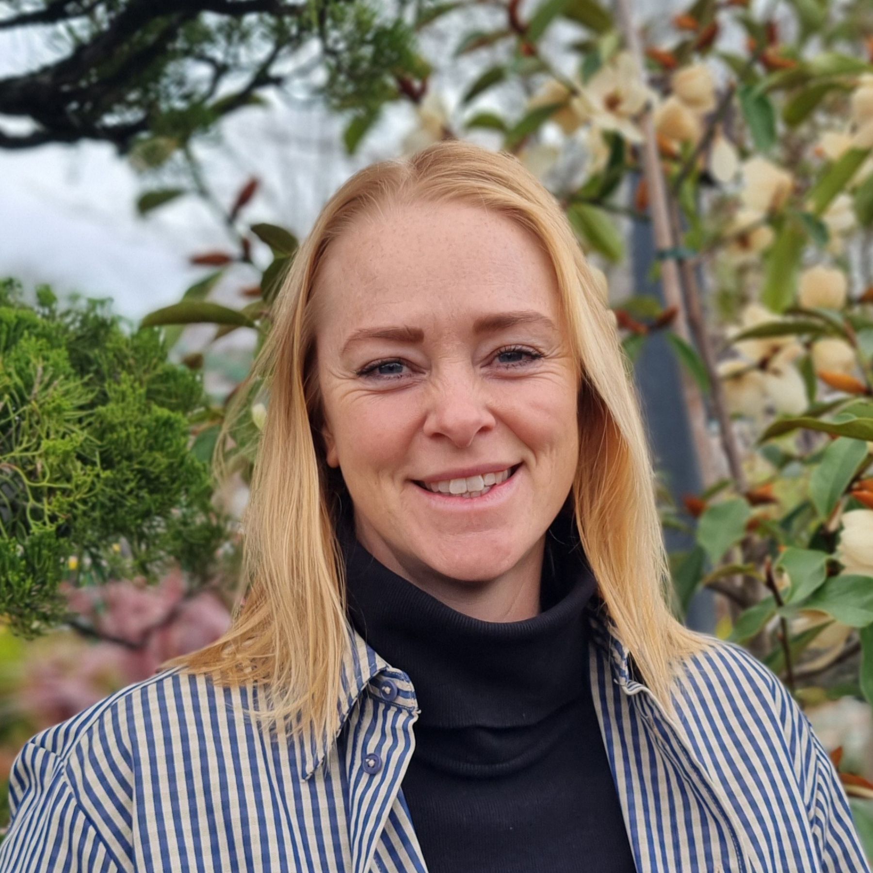 Lauren Odering, landscape manager, landscape consultation & design, garden maintenance, Oderings family, horticulture expertise